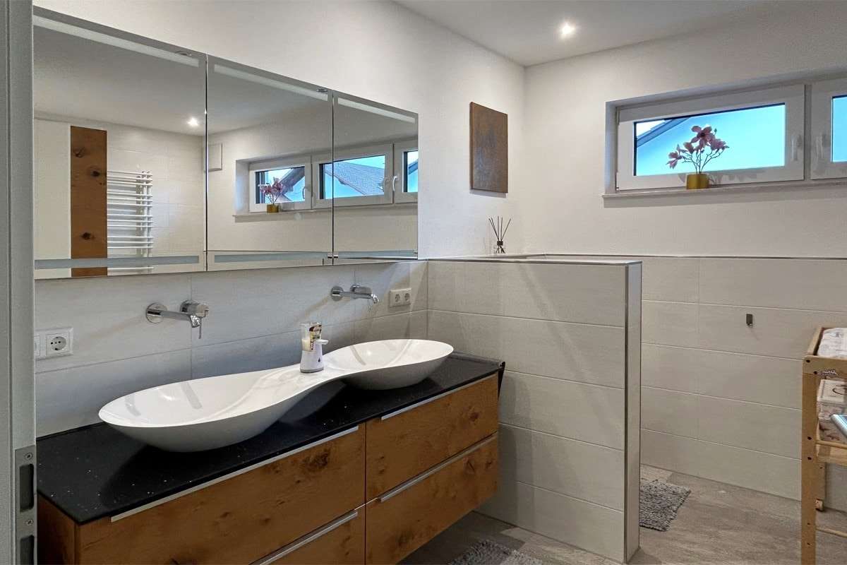 Immobilie in Geiselhöring - Traumhaus mit Einliegerwohnung in Geiselhöring

 - Bild 4