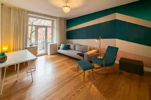Charmante 2-Zimmer-Altbauwohnung mit Balkon in Eimsbüttel