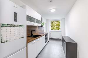 Möbliertes WG Zimmer in modernisierter Wohnung in Nürnberg – Neuselsbrunn 29, 90471 Langwasser Nordwest, Nürnberg – Vorschaubild 3