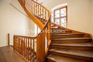 Denkmalgeschützte, stilvoll sanierte Altbau-Residenz mit Aufzug in der Regensburger Innenstadt – Die vollständige Adresse der Immobilie erhältst du vom Anbieter., 93047 Innenstadt, Regensburg – Vorschaubild 2