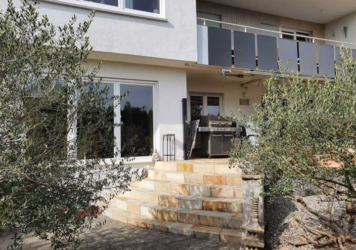 Großzügiges 2-Familienhaus in Friedrichshafen-Raderach!!