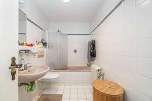Reiheneckhaus in Ottobrunn – solide Kapitalanlage mit Entwicklungspotenzial in begehrter Lage – Die vollständige Adresse der Immobilie erhältst du vom Anbieter., 85521 Ottobrunn – Vorschaubild 10