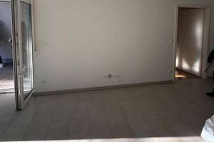 Moderne 2-Zimmer-Wohnung mit Gartenanteil, überdachter Terrasse und Tiefgaragenstellplatz in Heilbro – Die vollständige Adresse der Immobilie erhältst du vom Anbieter., 74074 Sontheim, Heilbronn – Vorschaubild 2