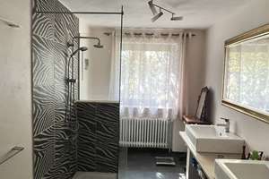 Sehr schöner Bungalow, Einfamilienhaus mit moderner  Innenausstattung und EBK/Sauna in Kumhausen /Ge – Die vollständige Adresse der Immobilie erhältst du vom Anbieter., 84036 Kumhausen – Vorschaubild 9