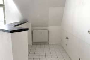Helles und geräumiges Dachgeschoß mit Wannenbad – Lessingstraße 26, 39108 Stadtfeld Ost, Magdeburg – Vorschaubild 5