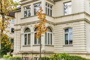 Exklusives Altbau-Highlight im Viktoriaviertel von Wiesbaden, ca. 220 m² Luxus auch für die ganze  – Die vollständige Adresse der Immobilie erhältst du vom Anbieter., 65189 Südost, Wiesbaden – Vorschaubild 2