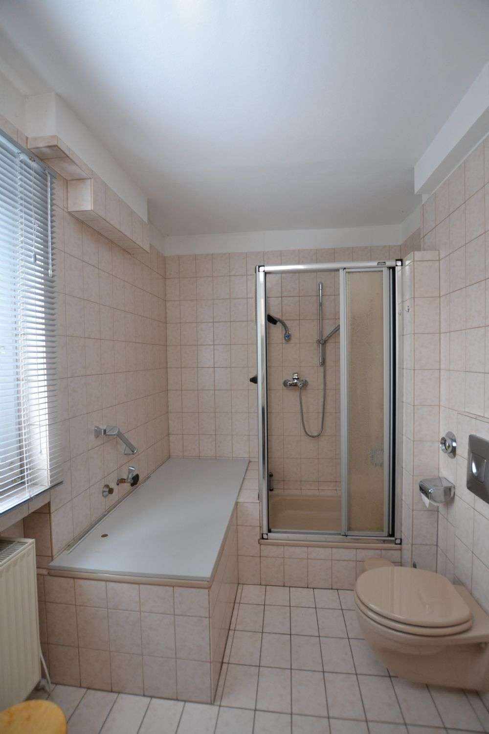 Immobilie in Eschershausen - Zweifamilienhaus in 37632 Eschershausen mit Möglichkeit zur Mischnutzung Wohnen/Büro/Praxis! - Bild 19