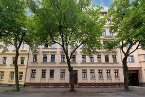 MAISONETTE-TRAUM AM MARIANNENPARK // 3-Raum-Wohnung mit Balkon, Tageslichtbad und PKW-Stellplatz – Die vollständige Adresse der Immobilie erhältst du vom Anbieter., 4347 Schönefeld-Abtnaundorf, Leipzig – Vorschaubild 6