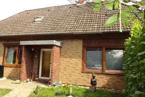 Massives Einfamilienhaus in zentraler Lage – Die vollständige Adresse der Immobilie erhältst du vom Anbieter., 29303 Bergen – Vorschaubild 9