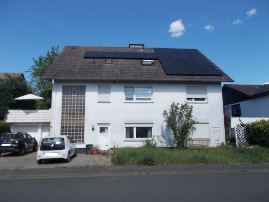 Immobilie in Büdingen - 3 Wohnbereiche in schönem Wohngebiet in Büdingen - Bild 2