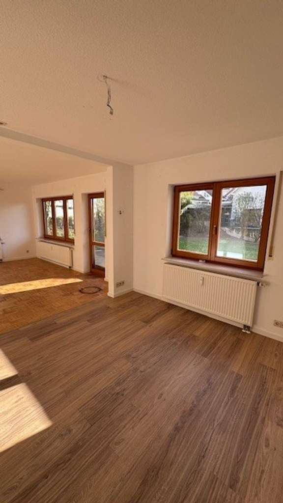 Immobilie in Lehrensteinsfeld - 3,5-Zimmer Erdgeschosswohnung mit Garten in Lehrensteinsfeld - Bild 1