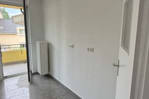Lebendiges Viertel in Bonn: 3-Zimmer-Wohnung mit Balkon – Bornheimerstraße 54, 53111 Nordstadt, Bonn – Vorschaubild 8