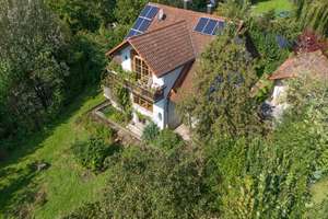 ZWEIFAMILIENHAUS IN ZANKENHAUSEN - IHR NEUES ZUHAUSE MIT VIEL POTENZIAL UND ZUSÄTZLICHEM BAURECHT – Die vollständige Adresse der Immobilie erhältst du vom Anbieter., 82299 Türkenfeld – Vorschaubild 10
