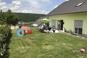 Einfamilienhaus mit Einliegerwohnungen am Waldrand. – Tuttlingen (Kreis) – Vorschaubild 2