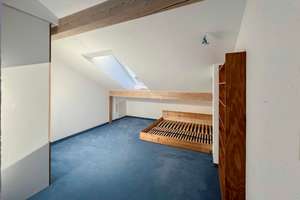 Property thumbnail 9