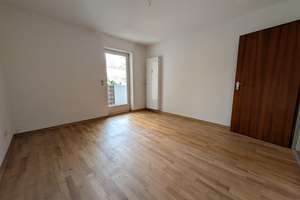 Schöne, ruhig gelegene 2-Zimmer-Wohnung mit 2 Balkonen und TG-Platz in Solln, provisionsfrei – Die vollständige Adresse der Immobilie erhältst du vom Anbieter., 81477 Solln, München – Vorschaubild 6