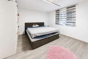 Umfangreich modernisiert: freistehendes Hausjuwel mit Garten, Wintergarten & großer Garage – Schloßbergstraße 56, 72172 Sulz am Neckar – Vorschaubild 5