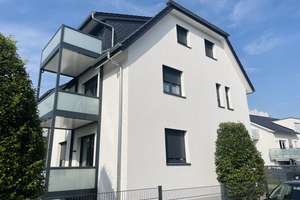 Helle, moderne Wohnung in ruhiger Lage