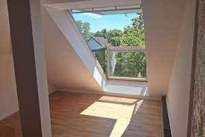 Klimatisierte 2-Zimmer-DG Wohnung in Bonn-Beuel Zentrum – Die vollständige Adresse der Immobilie erhältst du vom Anbieter., 53225 Beuel-Mitte, Bonn – Vorschaubild 3