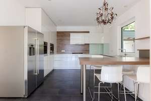 Architektur, Design und Qualität auf hohem Niveau: Moderne Familienvilla mit Skylineblick in Toplage – Die vollständige Adresse der Immobilie erhältst du vom Anbieter., 61462 Königstein im Taunus – Vorschaubild 4