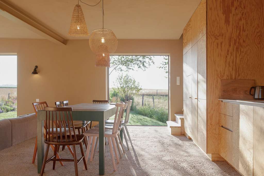 Immobilie in Nordwestuckermark - Idyllisches Ferienhaus in der Uckermark mit wunderschön angelegtem Garten - Bild 3