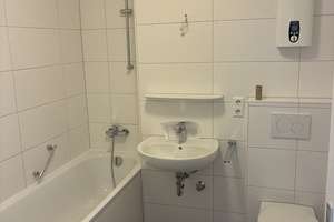 Schöne Wohnung mit einer Loggia // 9.OG Wohnung 5 – Theodor-Heuss-Str. 28, 38444 Detmerode, Wolfsburg – Vorschaubild 3