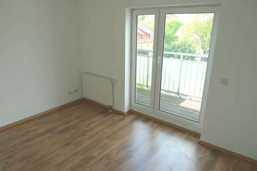 Immobilie in Neuruppin - Vermietete 3-Zimmer-Eigentumswohnung mit Balkon in zentraler Innenstadtlage - Bild 4