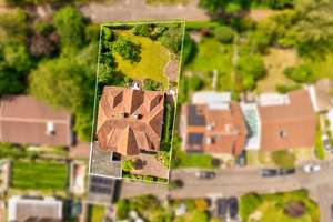 Stilvolle Villa in erstklassiger Lage von Dreieichenhain – Die vollständige Adresse der Immobilie erhältst du vom Anbieter., 63303 Dreieich – Vorschaubild 21