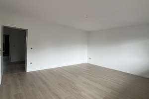 +++ Top sanierte 2 Zi. Whg. mit Balkon, komplett renoviert, Tageslichtbad, u.v. mehr +++ – Beethovenstraße 250, 42655 Ohligs/Aufderhöhe/Merscheid, Solingen – Vorschaubild 3