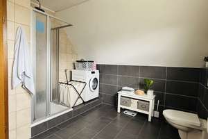 Solide Kapitalanlage in Dinklage!
Zweifamilienhaus in zentrumsnaher Lage  – Die vollständige Adresse der Immobilie erhältst du vom Anbieter., 49413 Dinklage – Vorschaubild 19