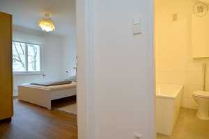 Schön möblierte 2-Zimmer-Wohnung mit WLAN und Balkon in Nürnberg/ Maxfeld – Nürnberg – Vorschaubild 17