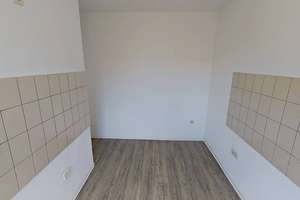 Durchdacht & geräumig: Helle 3-Zimmer-Wohnung mit Tageslicht-Vollbad – Lahrkampstraße 19, 33104 Schloß Neuhaus, Paderborn – Vorschaubild 8