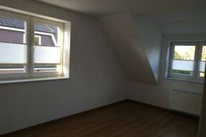 SUPER-ANGEBOT: Schöne Doppelhaushälfte m. Vollkeller, Kaminschornstein u. Carport m. Abstellraum – Kirschenweg 23b, 24558 Henstedt-Ulzburg – Vorschaubild 18