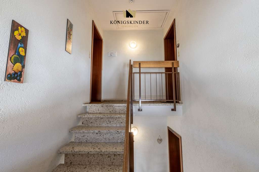 Immobilie in Dürnau - Charmante Dachgeschosswohnung mit Balkon und Garage in ruhiger Lage von Dürnau - Bild 4