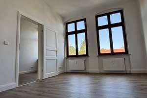 Einziehen & wohlfühlen: Modernisierte und zentrale 4-Zimmer-Wohnung in MD-Sudenburg