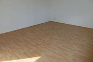 Grundschule und Kindergarten vor der Tür! Helle modernisierte 3 Zimmer-Erdgeschoss-Whg. mit Gäste-WC – Die vollständige Adresse der Immobilie erhältst du vom Anbieter., 31787 Hameln – Vorschaubild 2