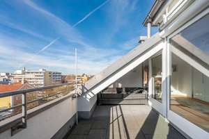 Aigner - Lichtdurchflutete 2-Zimmer-Dachgeschosswohnung mit sonnigem Balkon in Laim – Die vollständige Adresse der Immobilie erhältst du vom Anbieter., 80686 Friedenheim, München – Vorschaubild 8
