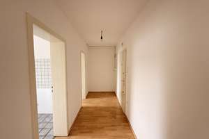 Ideale und Lichtdurchflutete 2 Raum- Wohnung - frisch weiß gestrichen* direkt an der Rü – Rüttenscheider Str. 132, 45131 Rüttenscheid, Essen – Vorschaubild 8