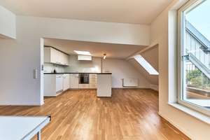 Über den Dächern Altonas: 130 m² Denkmal-Penthouse mit Elbblick & zwei Sonnen-Terrassen! – Palmaille 126, 22767 Altona-Altstadt, Hamburg – Vorschaubild 6