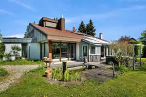 Besonderes Einfamilienhaus: Freier Blick. Absolute Ruhe. Naturlage pur. – Die vollständige Adresse der Immobilie erhältst du vom Anbieter., 74626 Bretzfeld – Vorschaubild 2