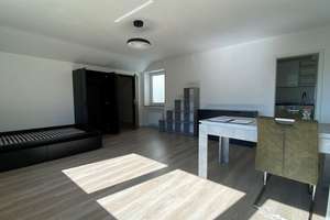 MÖBLIERTES SINGLE-APARTMENT IN RUHIGER LAGE VON REUTTI – Die vollständige Adresse der Immobilie erhältst du vom Anbieter., 89233 Neu-Ulm – Vorschaubild 5