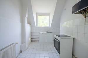 3-Zimmer Dachgeschosswohnung in Charlottenburg bezugsfrei! – Am Bahnhof Westend 6, 14059 Charlottenburg, Berlin – Vorschaubild 5