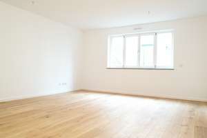 Neubau-Erstbezug: 2 Zimmer Luxus-Wohnung mit Balkon in München