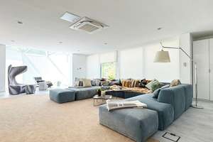 VON POLL - FRIEDRICHSDORF: Exklusive Bauhaus-Villa - Wohnen und Arbeiten mit Blick auf den Hardtwald – Die vollständige Adresse der Immobilie erhältst du vom Anbieter., 61381 Friedrichsdorf – Vorschaubild 10