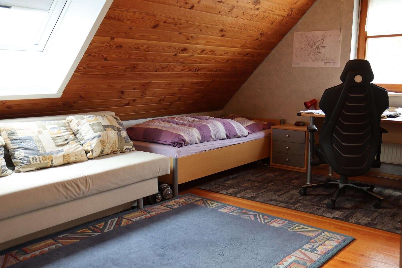 Immobilie in Reichenbach am Heuberg - Einfamilienhaus freist. (teilmodern.) mit Einliegerw., Doppelgarage (Maklerprovisionsfrei) - Bild 7