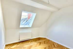 Lichtdurchflutete 4-Zi.-Dachgeschosswohnung mit sonniger Terrasse - Eine Oase der Ruhe! – 10823 Schöneberg, Berlin – Vorschaubild 17