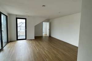 Großzügige 4-Zimmer-Wohnung mit 114 m², 2 Bädern & Balkon mit Gartenblick – Schillerstraße 27, 41061 Gladbach, Mönchengladbach – Vorschaubild 3