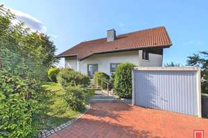 großzügiges Einfamilienhaus in ruhiger Toplage von Vellmar – Die vollständige Adresse der Immobilie erhältst du vom Anbieter., 34246 Vellmar – Vorschaubild 1