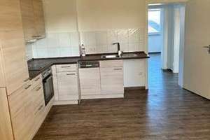 Ruhige Lage in Duissern - Frisch renovierte DG Wohnung – Falkstraße 53, 47058 Duissern, Duisburg – Vorschaubild 2