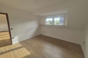 Helle 3,5-Zimmer Wohnung in Duisburg-Rahm mit eigenem Garten – Die vollständige Adresse der Immobilie erhältst du vom Anbieter., 47269 Rahm, Duisburg – Vorschaubild 7